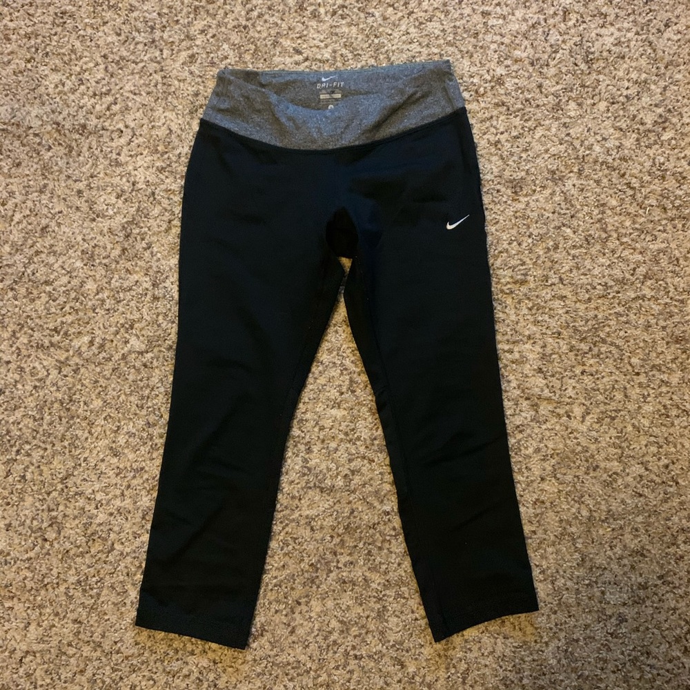 ⚡️2 for $15⚡️Nike Epic Run Crop Leggings